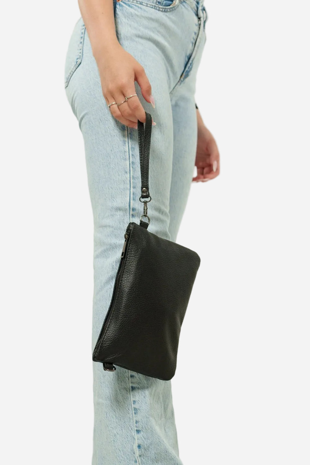 Pochette a tracolla Donna Chiara in vera pelle Nero - Alidiluna