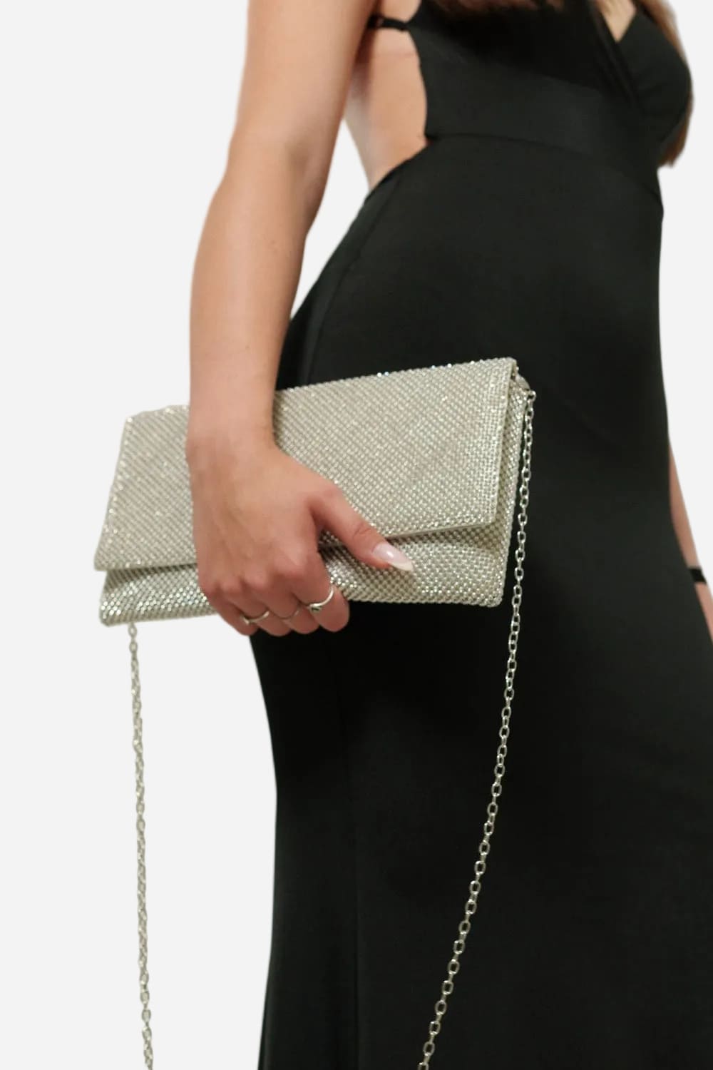 SISSI — Pochette da sera argento con strass e tracolla a catena